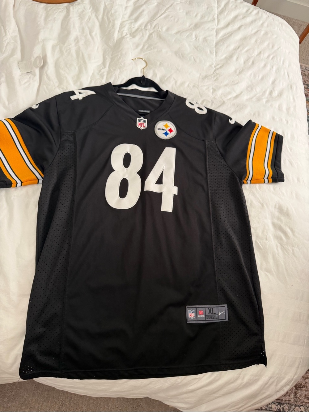 Pittsburgh Steelers Antonio Brown #84 Jersey. Good condition.